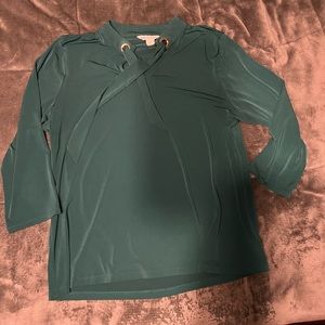 Liz Claiborne Women’s Size L Dressy Casual Knit Blouse Green with Gold Grommets